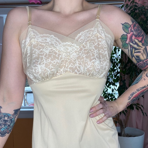 Pinup 50s vintage nightgown slip lace cream pinup - Picture 5 of 5